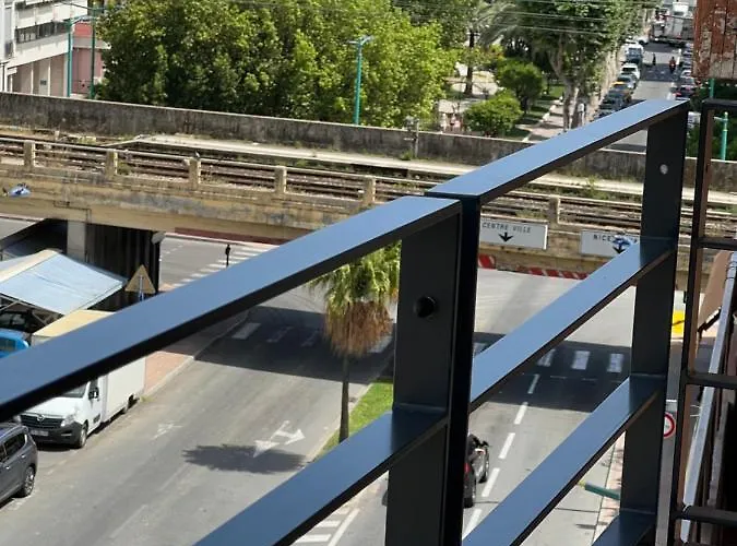 logement tout équipée Menton centre 500 m des plages